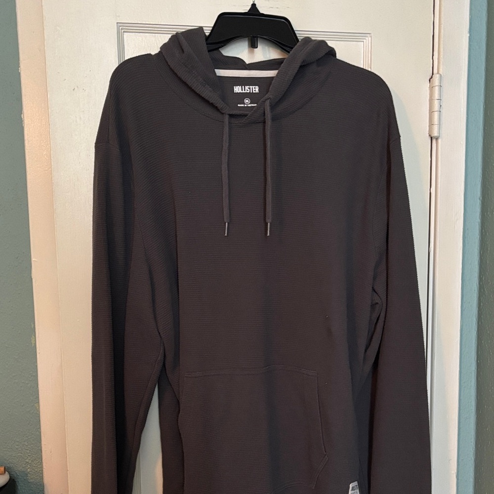Hollister Men's Charcoal Hoodie